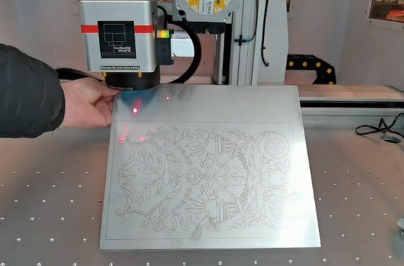 Mẫu Khắc Laser